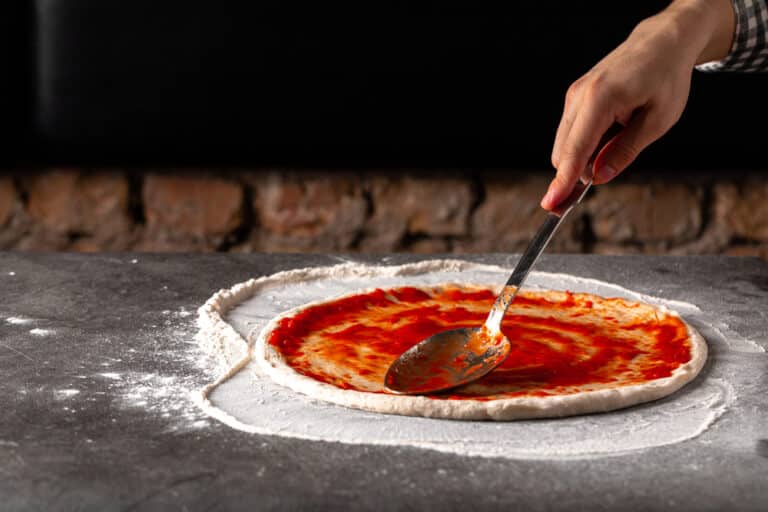 How To Make Easy Pizza Sauce At Home