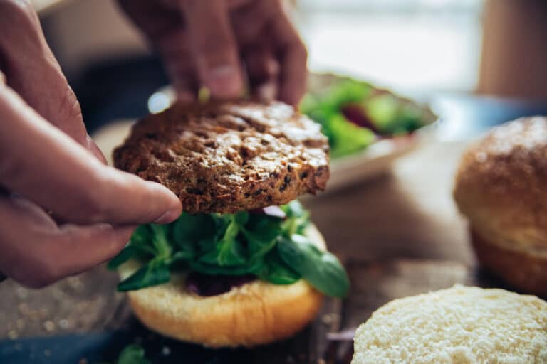 Homemade Black Bean Veggie Burgers: A Flavorful Vegetarian Delight